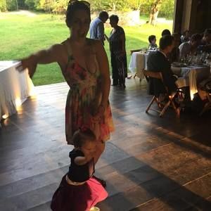 Meet your Posher, Cara